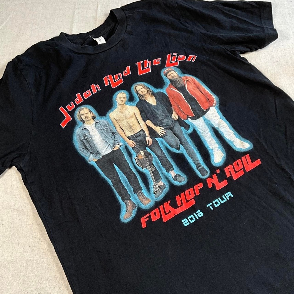 Judah & The LionsBlack Folk Hop N Roll 2016 Tour Graphic Tee  (Large)